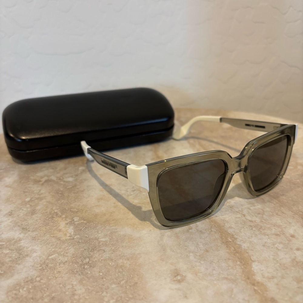McQ Alexander McQueen MQ0014S square sunglasses